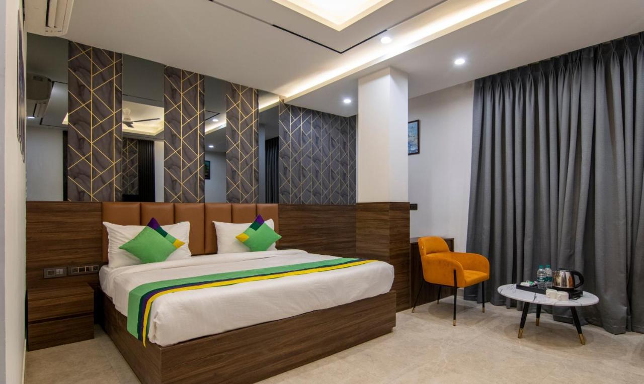 Treebo The Armani Near Igi Airport Hotel นิวเดลี ภายนอก รูปภาพ